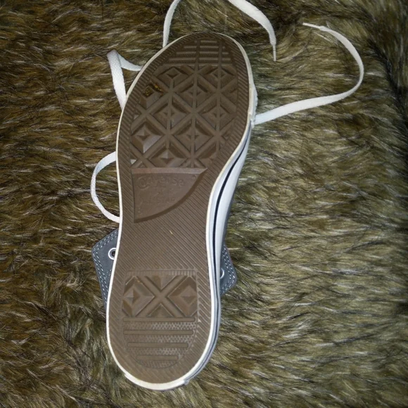 Lace Up Pink and Grey Converse- 8 - Picture 11 of 11